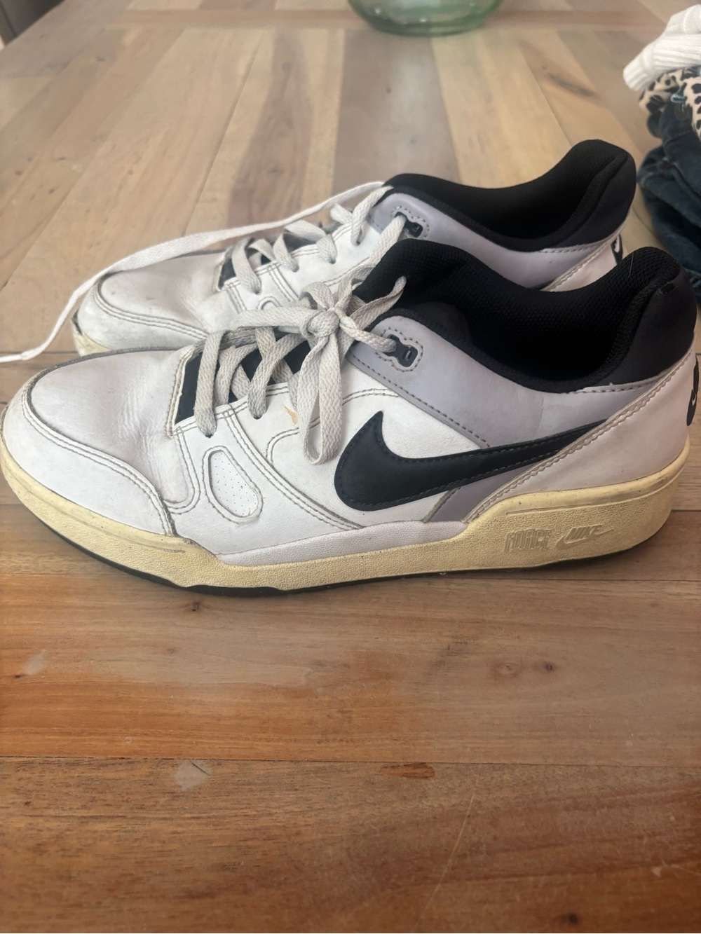 Nike Men’s White and Black Low-Top Sneakers with Cream Midsole